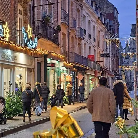 Quai 65, 3 Pièces Sur Le Port, à 250 M De La Rue Piétonne Et De La