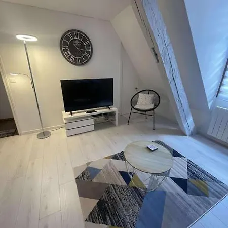 Quai 65 , 3 Pieces Sur Le Port, A 250 M De La Rue Pietonne Et De La * Διέππη